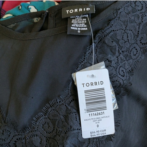 Torrid - Crinkled chiffon lace trim top - Picture 3 of 7